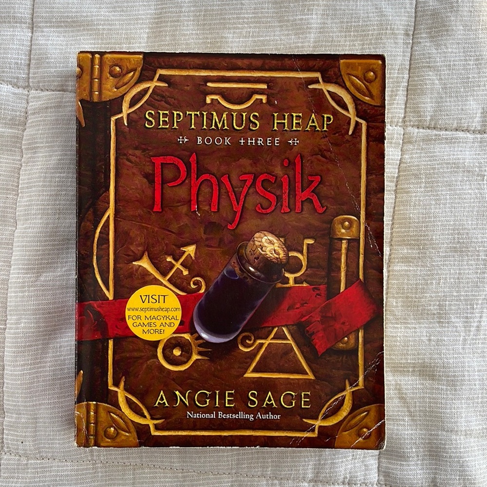 Physik (Septimus Heap #3) by Angie Sage, Mark Zug - Paperback